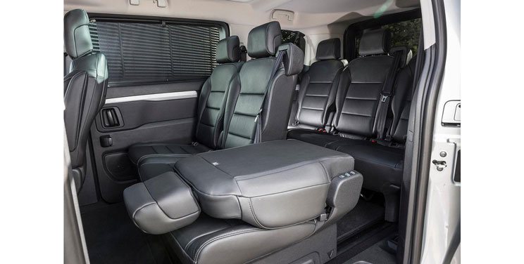 Opel_Zafira_E-Life_L3